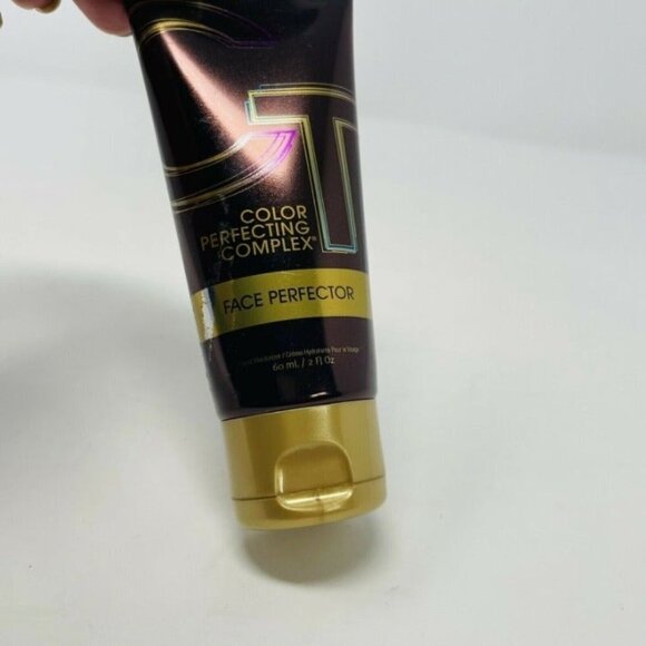 California Tan Sunless Color Perfecting Complex Face Perfector Moisturizer 2 oz. - Picture 3 of 4